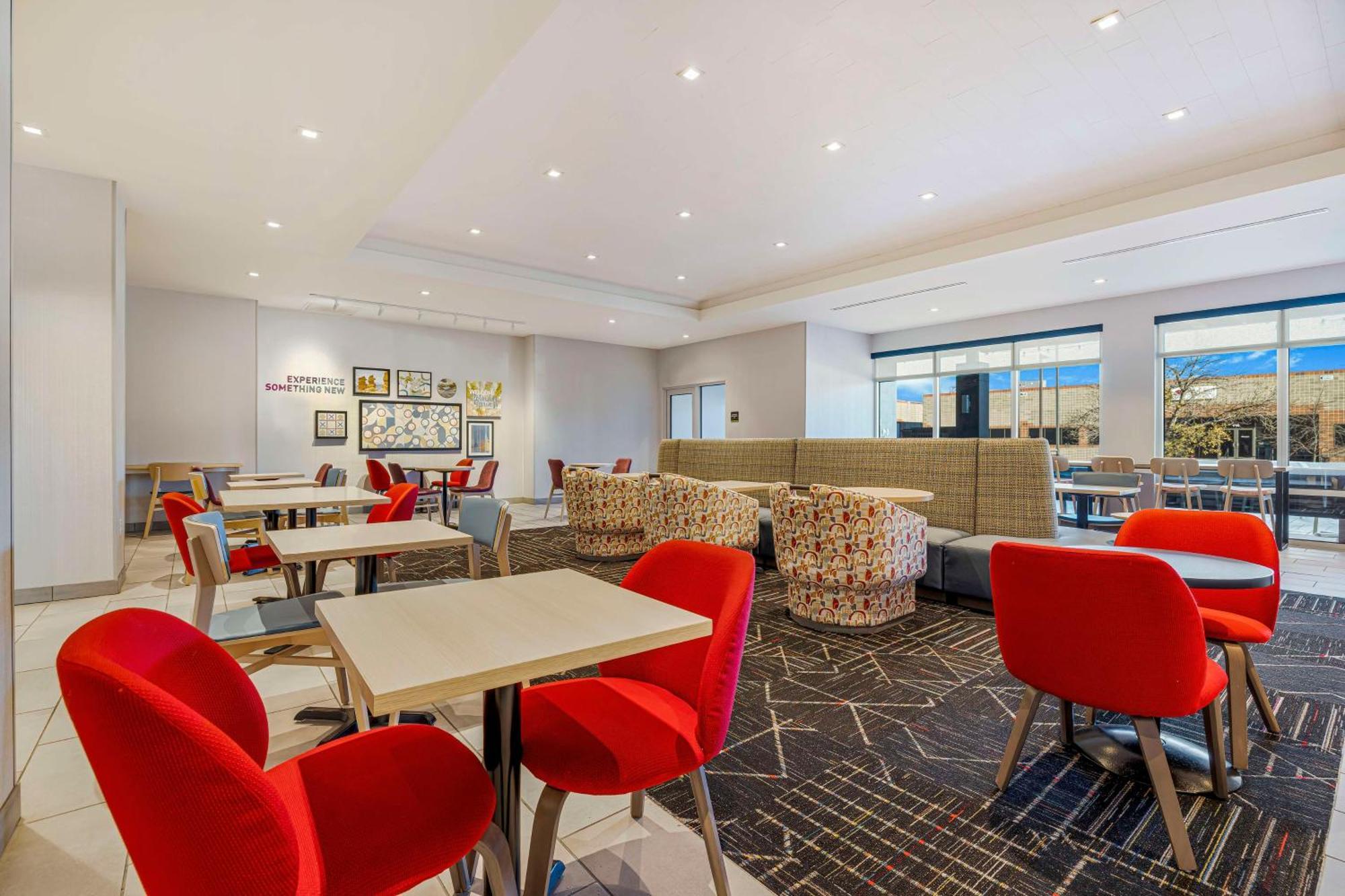 Home2 Suites By Hilton Colorado Springs Airport Esterno foto