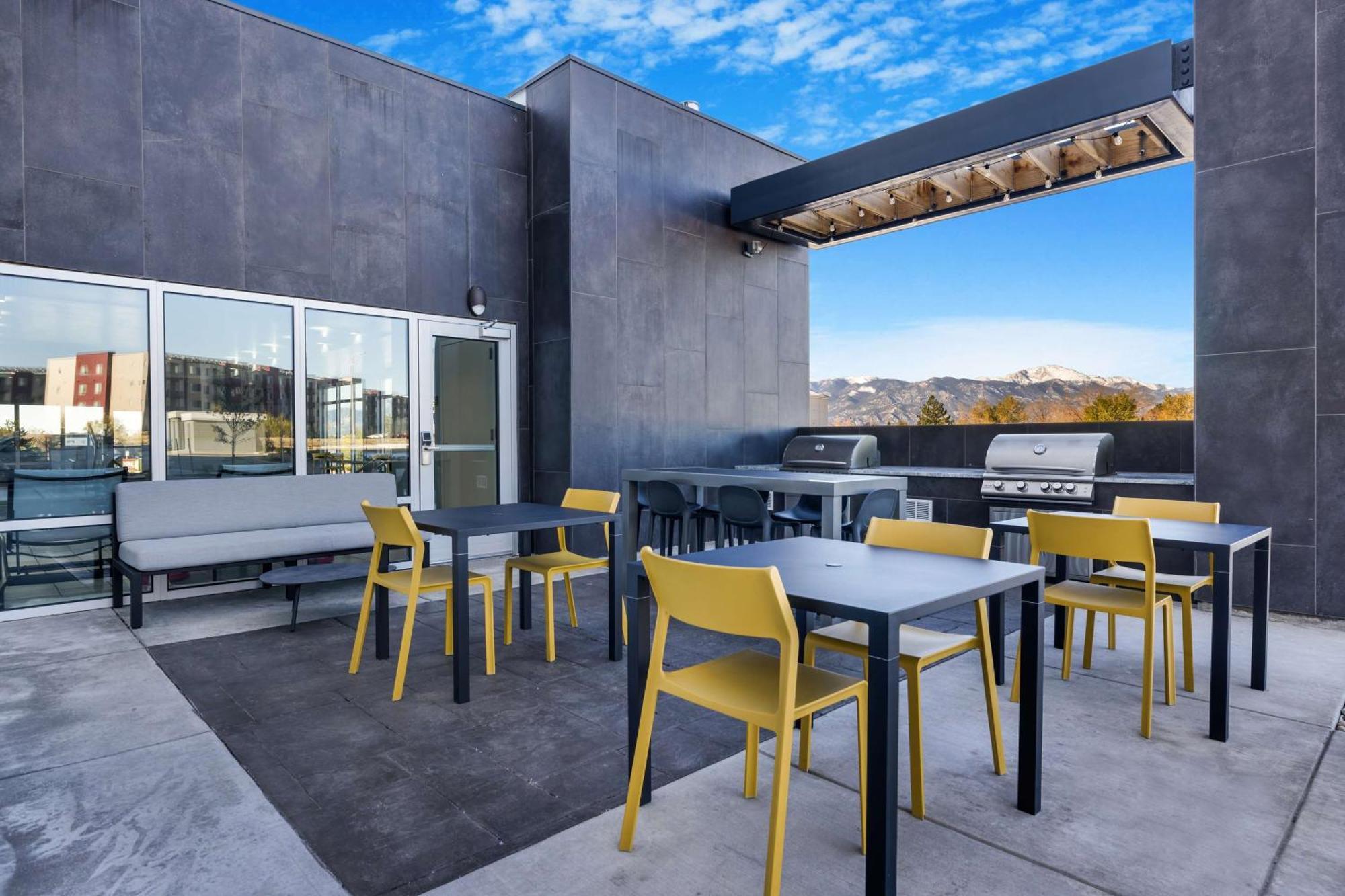 Home2 Suites By Hilton Colorado Springs Airport Esterno foto